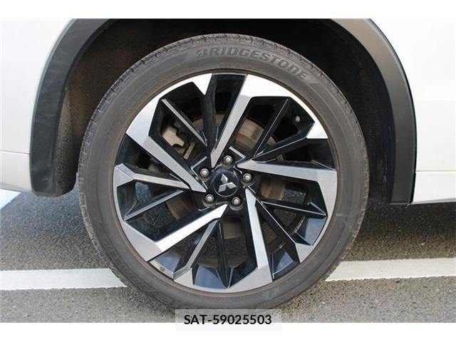 Mitsubishi OUTLANDER PHEV 2022-02 8797079-22