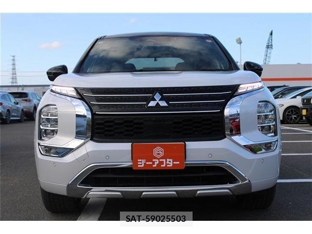 Mitsubishi OUTLANDER PHEV 2022-02 8797079-2