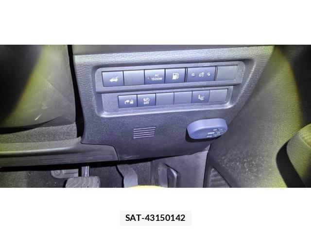 Mitsubishi OUTLANDER PHEV 2024-06 8797075-19