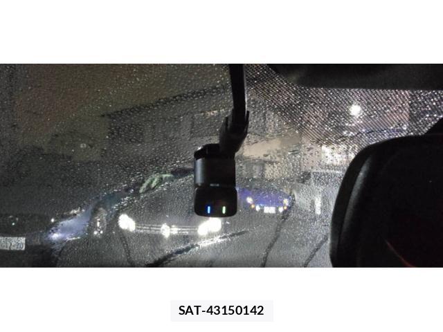 Mitsubishi OUTLANDER PHEV 2024-06 8797075-20