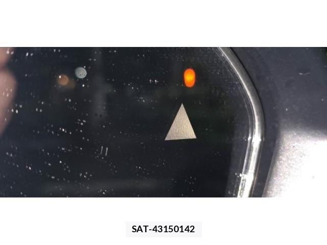 Mitsubishi OUTLANDER PHEV 2024-06 8797075-22