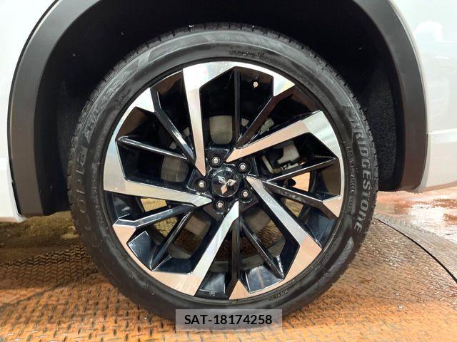 Mitsubishi OUTLANDER PHEV 2024-02 8830997-12