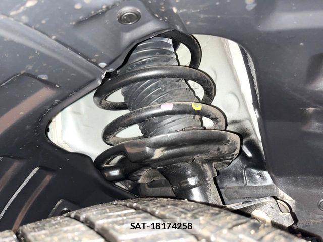 Mitsubishi OUTLANDER PHEV 2024-02 8830997-19