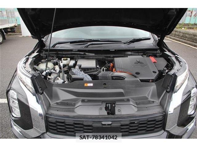 Mitsubishi OUTLANDER PHEV 2022-01 8831011-29