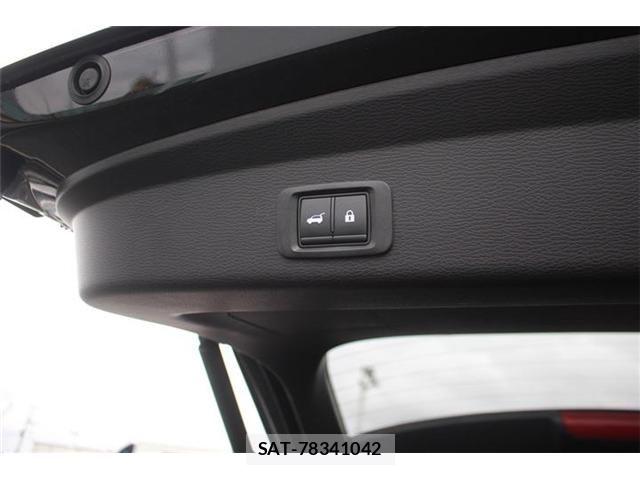Mitsubishi OUTLANDER PHEV 2022-01 8831011-5