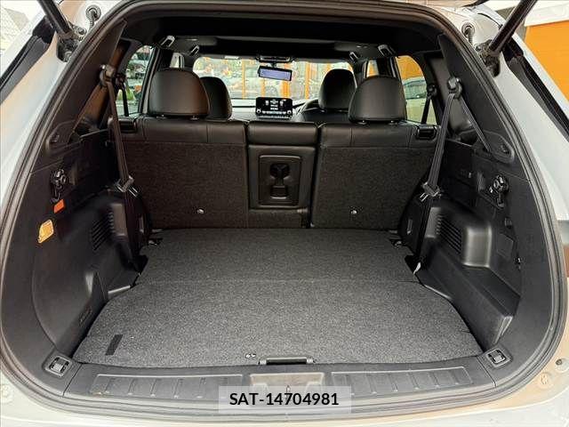 Mitsubishi OUTLANDER PHEV 2022-05 8831009-18