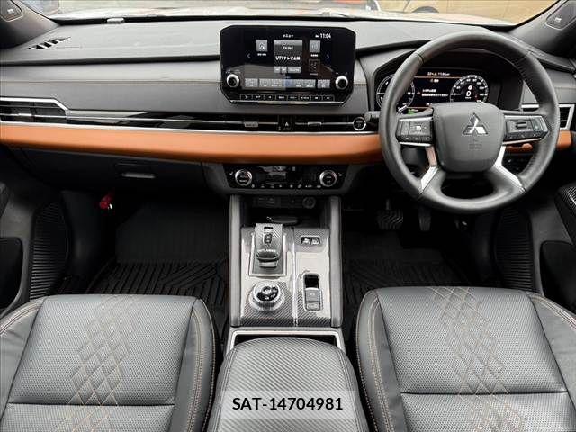 Mitsubishi OUTLANDER PHEV 2022-05 8831009-1