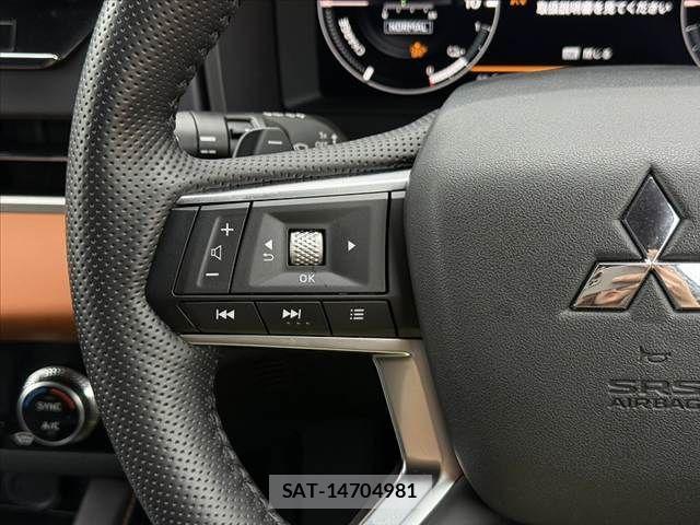 Mitsubishi OUTLANDER PHEV 2022-05 8831009-23