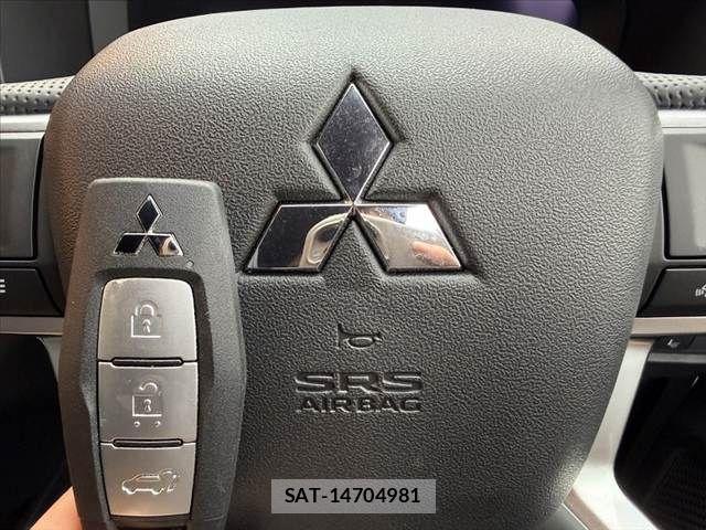 Mitsubishi OUTLANDER PHEV 2022-05 8831009-2