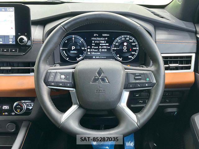 Mitsubishi OUTLANDER PHEV 2022-01 8830998-11