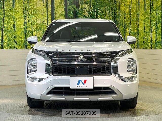 Mitsubishi OUTLANDER PHEV 2022-01 8830998-14