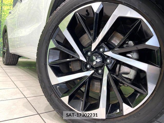 Mitsubishi OUTLANDER PHEV 2022-07 8831008-13