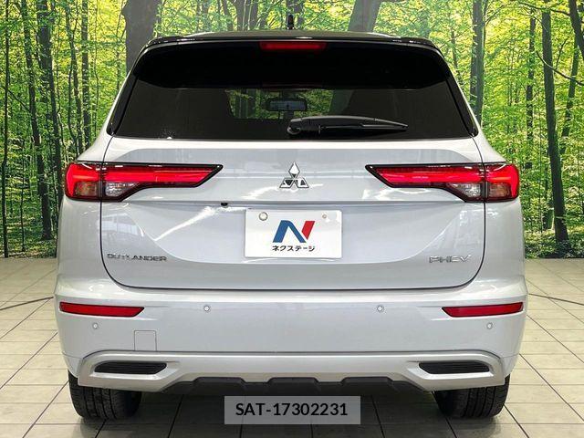 Mitsubishi OUTLANDER PHEV 2022-07 8831008-15