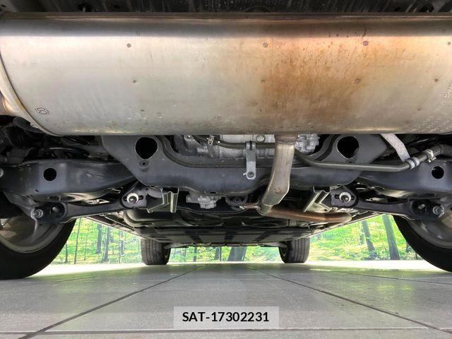 Mitsubishi OUTLANDER PHEV 2022-07 8831008-19