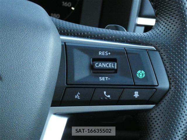 Mitsubishi OUTLANDER PHEV 2024-11 8830996-13