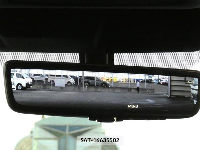 Mitsubishi OUTLANDER PHEV 2024-11 8830996-16