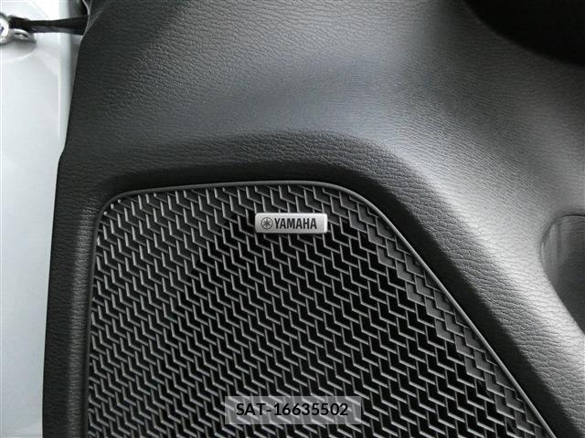 Mitsubishi OUTLANDER PHEV 2024-11 8830996-25