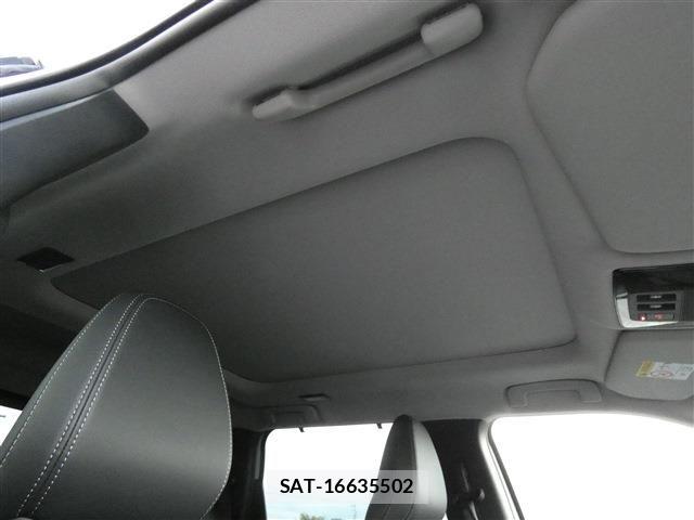 Mitsubishi OUTLANDER PHEV 2024-11 8830996-3
