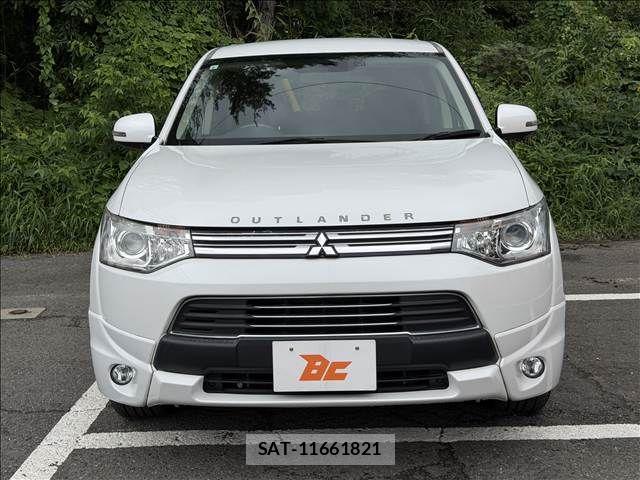 Mitsubishi OUTLANDER PHEV 2015-03 8831012-20