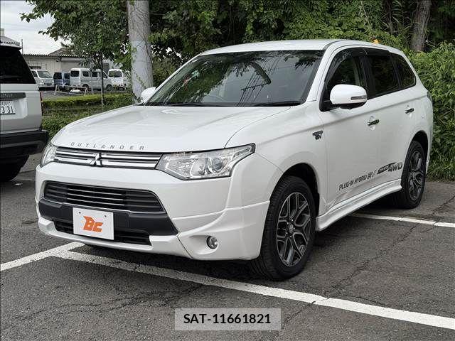 Mitsubishi OUTLANDER PHEV 2015-03 8831012-21