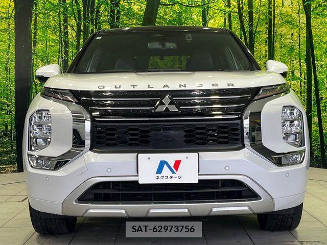 Mitsubishi OUTLANDER PHEV 2022-07 8850308-14