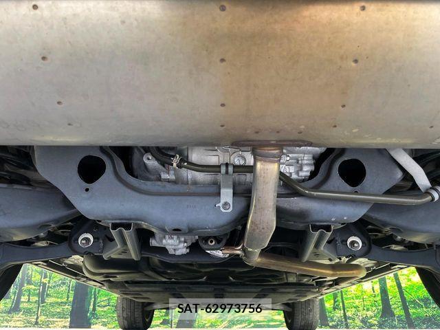 Mitsubishi OUTLANDER PHEV 2022-07 8850308-18