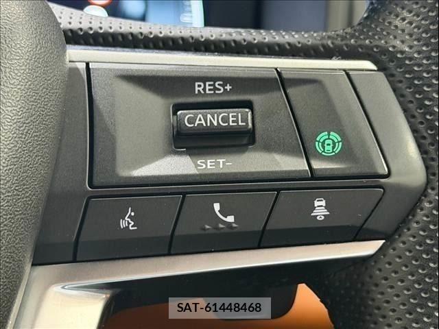 Mitsubishi OUTLANDER PHEV 2022-07 8850313-13