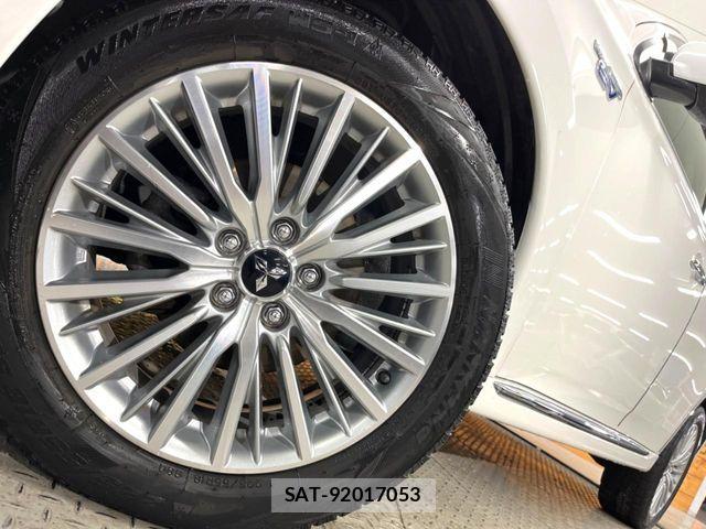 Mitsubishi OUTLANDER PHEV 2019-02 8850316-11