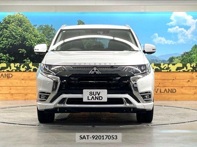 Mitsubishi OUTLANDER PHEV 2019-02 8850316-12