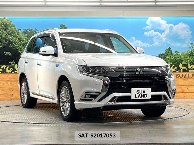 Mitsubishi OUTLANDER PHEV 2019-02 8850316-14