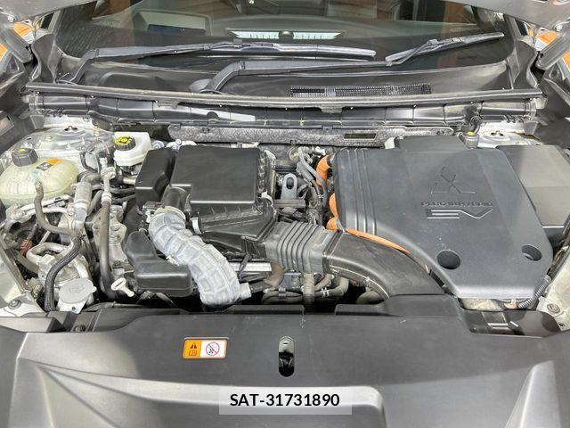 Mitsubishi OUTLANDER PHEV 2022-09 8850312-17