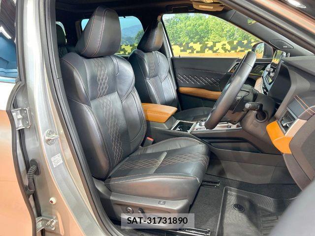 Mitsubishi OUTLANDER PHEV 2022-09 8850312-7