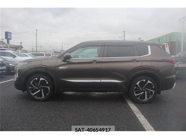Mitsubishi OUTLANDER PHEV 2022-05 8848493-10