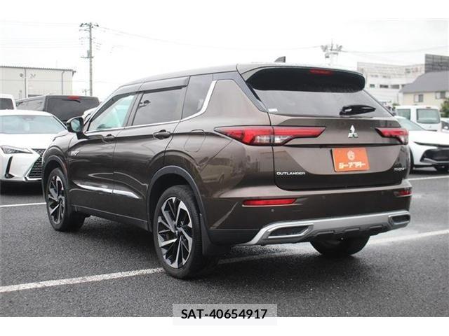 Mitsubishi OUTLANDER PHEV 2022-05 8848493-11
