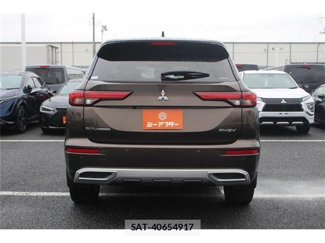 Mitsubishi OUTLANDER PHEV 2022-05 8848493-12