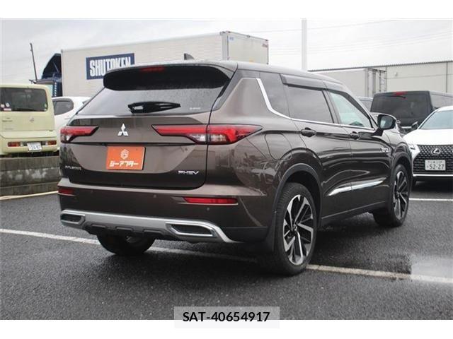 Mitsubishi OUTLANDER PHEV 2022-05 8848493-13