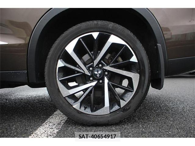 Mitsubishi OUTLANDER PHEV 2022-05 8848493-17