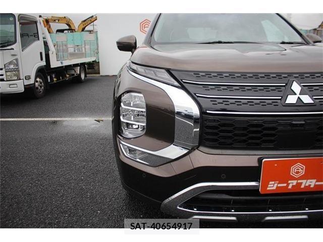 Mitsubishi OUTLANDER PHEV 2022-05 8848493-21