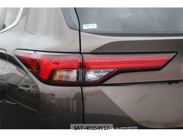 Mitsubishi OUTLANDER PHEV 2022-05 8848493-25