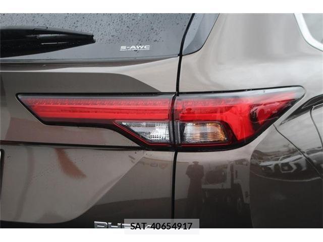 Mitsubishi OUTLANDER PHEV 2022-05 8848493-26