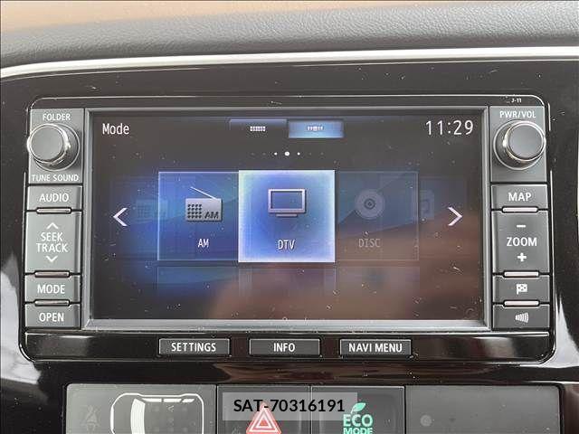 Mitsubishi OUTLANDER PHEV 2013-12 8850318-20