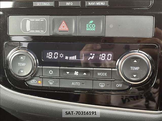 Mitsubishi OUTLANDER PHEV 2013-12 8850318-22