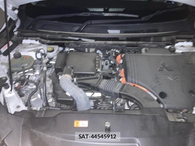 Mitsubishi OUTLANDER PHEV 2022-09 8850315-23