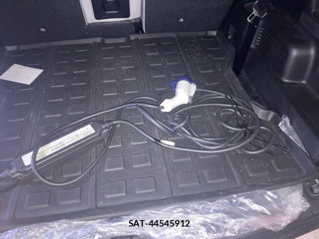 Mitsubishi OUTLANDER PHEV 2022-09 8850315-25