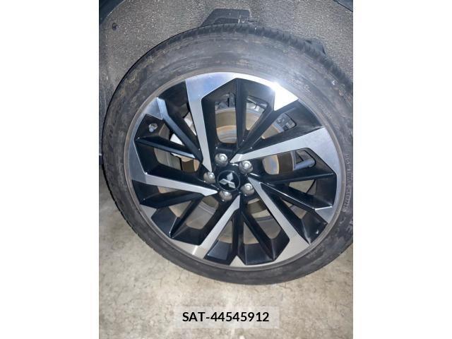 Mitsubishi OUTLANDER PHEV 2022-09 8850315-5