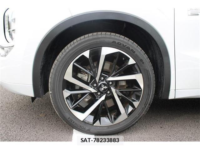 Mitsubishi OUTLANDER PHEV 2022-06 8850311-22
