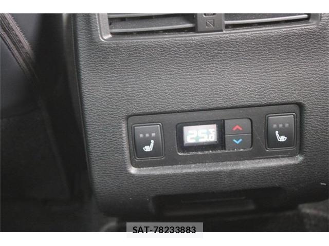 Mitsubishi OUTLANDER PHEV 2022-06 8850311-6