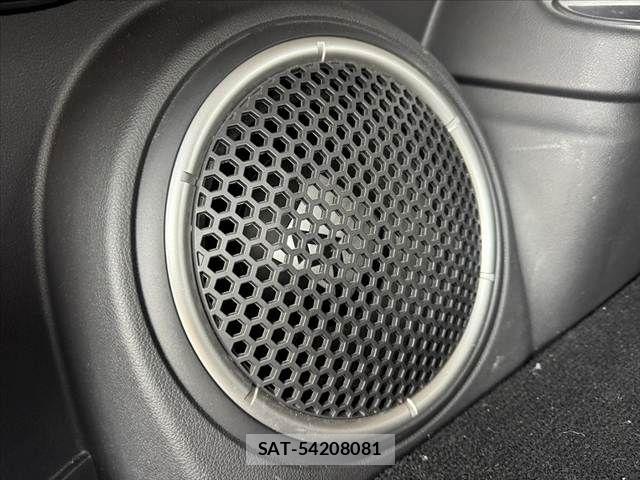 Mitsubishi OUTLANDER PHEV 2015-09 8850317-5