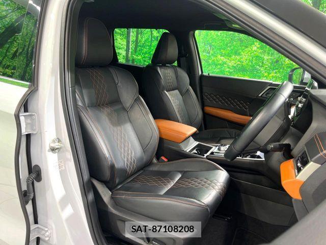 Mitsubishi OUTLANDER PHEV 2022-07 8871801-9