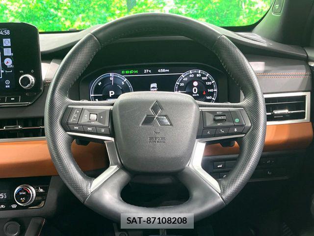 Mitsubishi OUTLANDER PHEV 2022-07 8871801-13